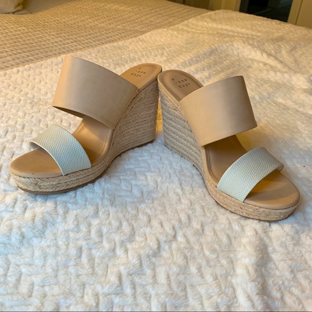 Espadrille wedge sandals